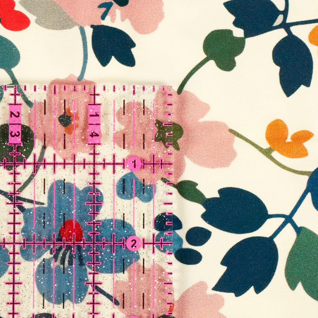 Cutesy Floral | Woven FQ